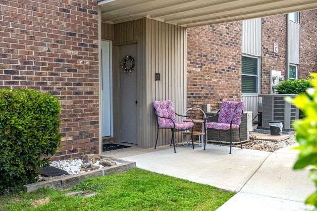 1201 Airport Road, Unit C-11, Hot Springs, AR 71913
