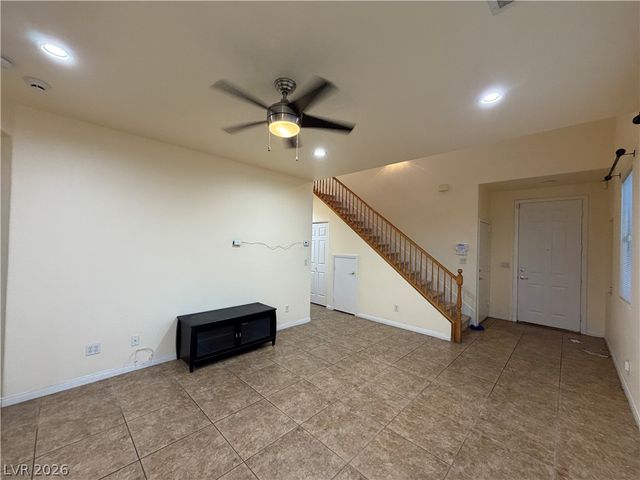 8189 Shellstone Avenue, Las Vegas, NV 89117