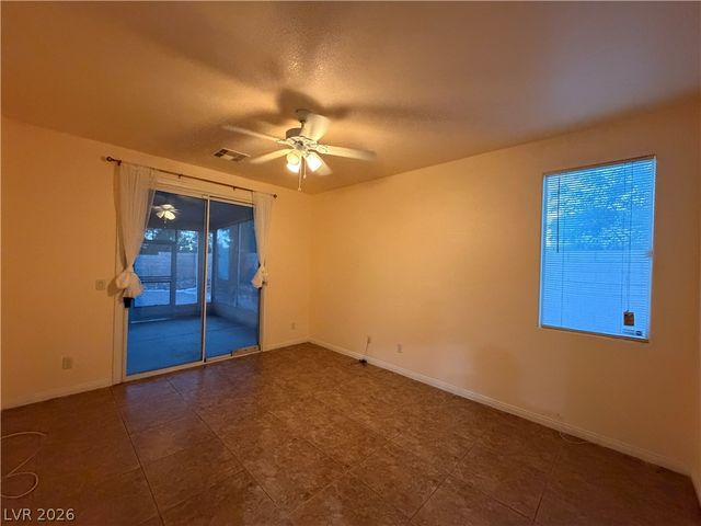 8189 Shellstone Avenue, Las Vegas, NV 89117