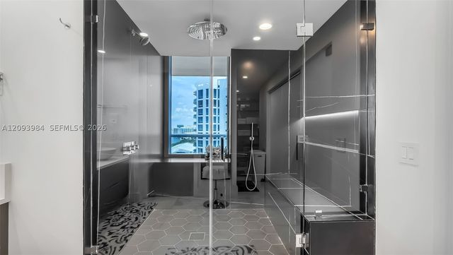 5875 Collins Ave 1707, Miami Beach, FL 33140