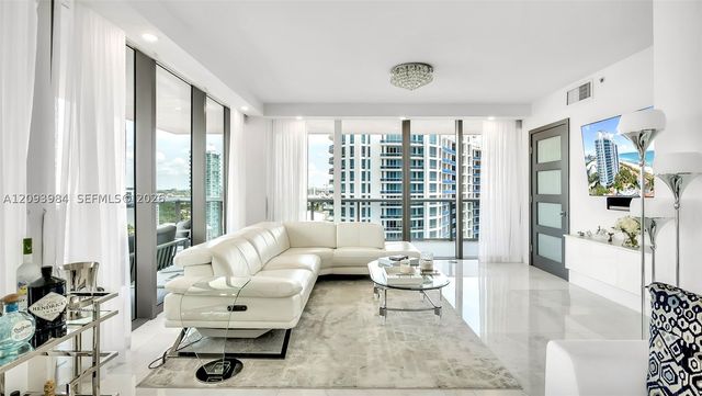 5875 Collins Ave 1707, Miami Beach, FL 33140