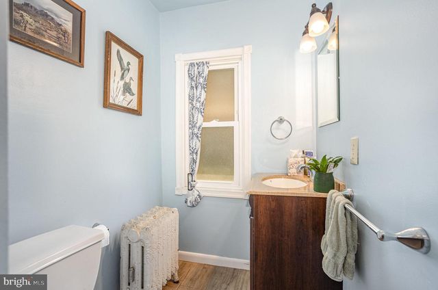 1212 E JACKSON ST, York, PA 17403