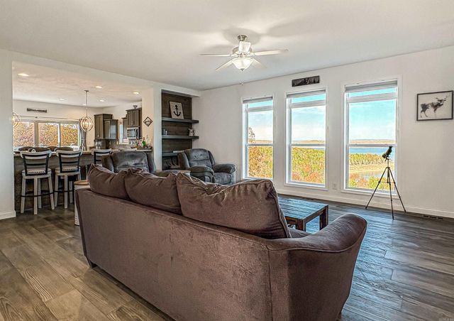 118 Linda Vista Lane, Yellville, AR 72687