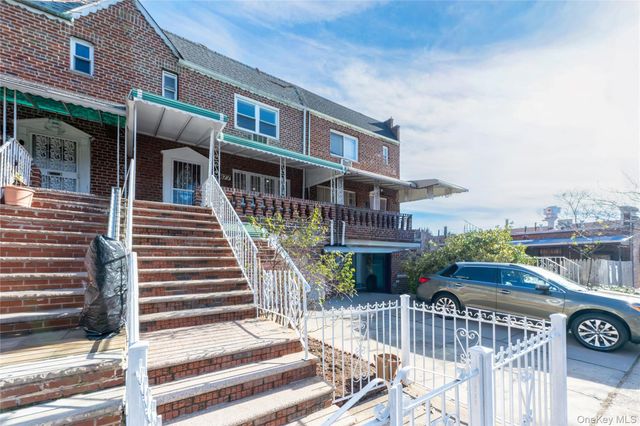 877 E 55th Street, Brooklyn, NY 11234