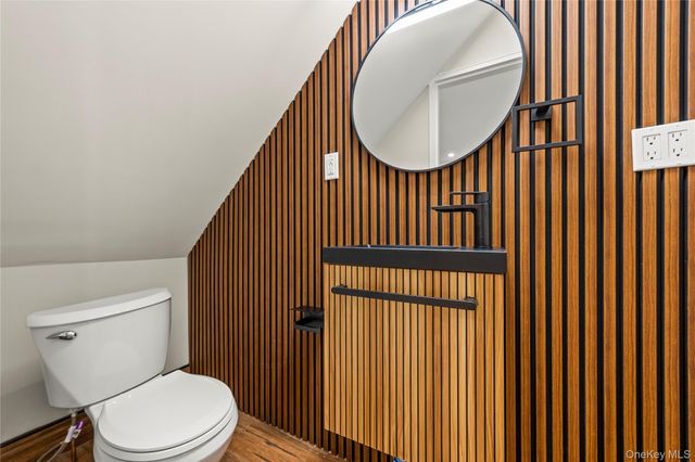 877 E 55th Street, Brooklyn, NY 11234