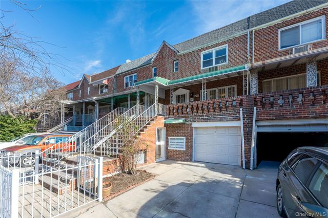 877 E 55th Street, Brooklyn, NY 11234