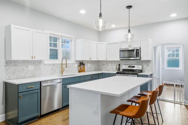 1923 2nd STREET, Milwaukee, WI 53212