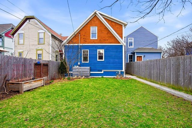 1923 2nd STREET, Milwaukee, WI 53212