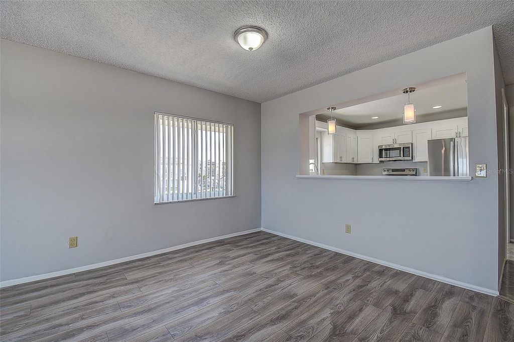 Image 15 of property listing at 100 BLUFF VIEW DRIVE 514A, Belleair Bluffs, FL 33770