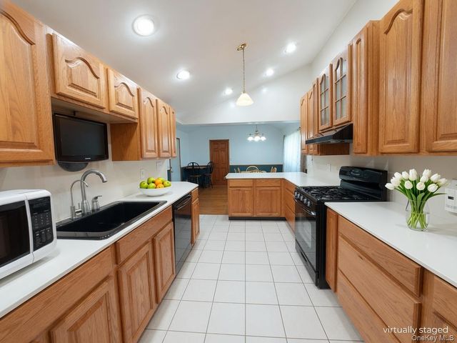 185 Oxford Road, Chester, NY 10918