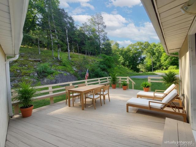 185 Oxford Road, Chester, NY 10918