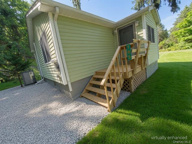 185 Oxford Road, Chester, NY 10918