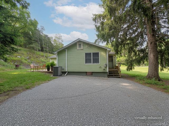 185 Oxford Road, Chester, NY 10918