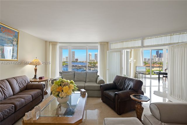 7000 Island Blvd 609, Aventura, FL 33160