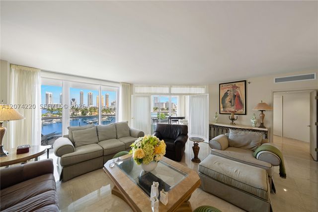 7000 Island Blvd 609, Aventura, FL 33160