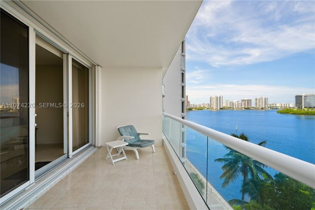 7000 Island Blvd 609, Aventura, FL 33160