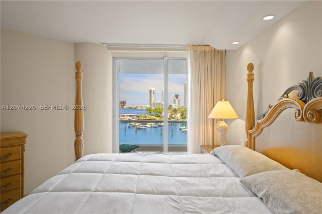 7000 Island Blvd 609, Aventura, FL 33160