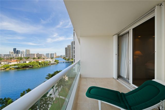 7000 Island Blvd 609, Aventura, FL 33160