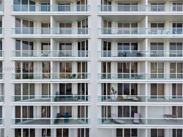 7000 Island Blvd 609, Aventura, FL 33160