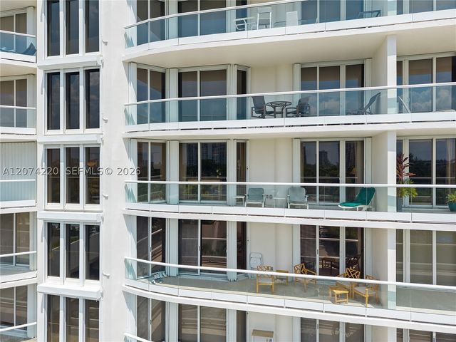 7000 Island Blvd 609, Aventura, FL 33160