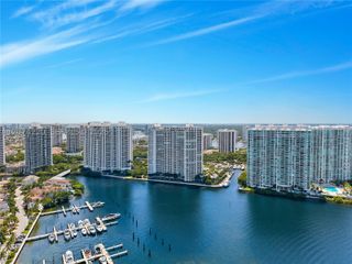 7000 Island Blvd 609, Aventura, FL 33160