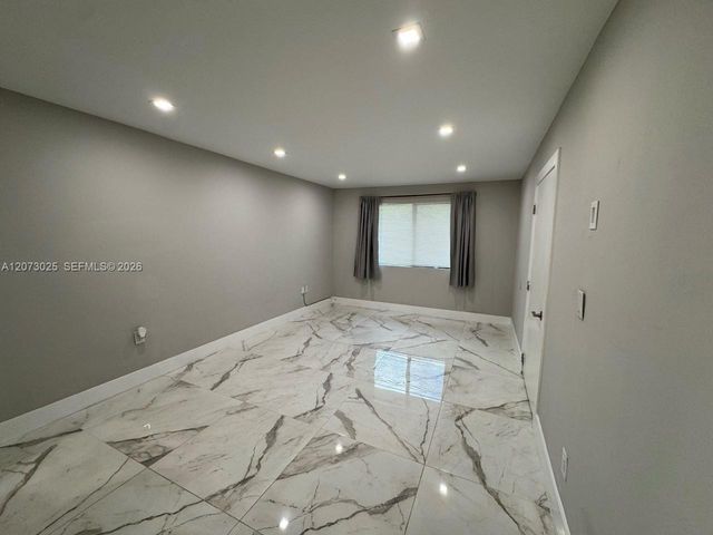 15011 Coconut Court 15011, Miami Lakes, FL 33014