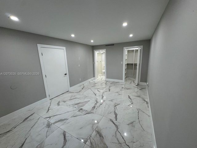 15011 Coconut Court 15011, Miami Lakes, FL 33014