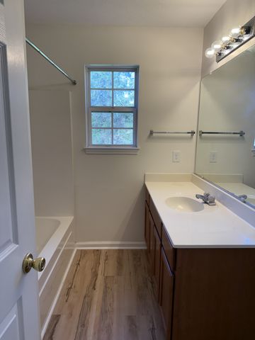 2128 Candlebrook Ct, Madison, TN 37115