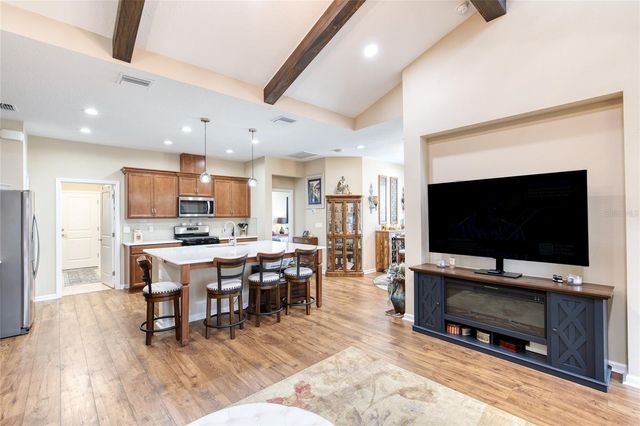 224 GYPSY PALACE LANE, Daytona Beach, FL 32124