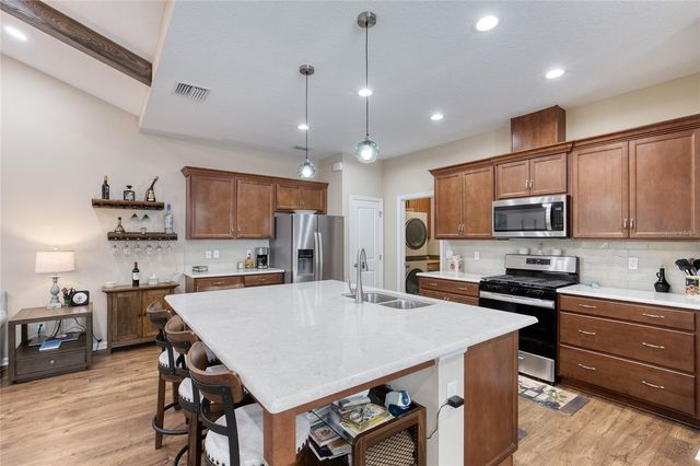 224 GYPSY PALACE LANE, Daytona Beach, FL 32124