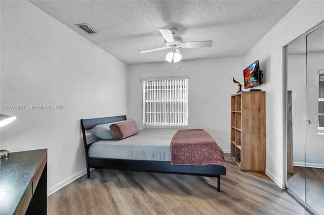 1361 Seagrape Cir, Weston, FL 33326