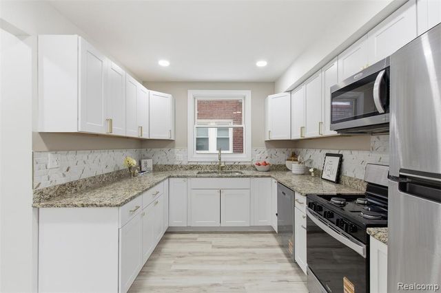 12611 Stoepel Street, Detroit, MI 48238