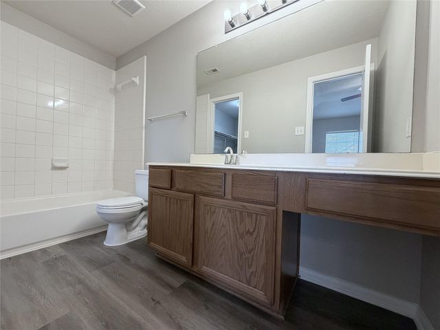 3742 W Ashford Villa Lane, Houston, TX 77082