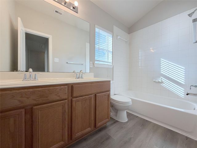 3742 W Ashford Villa Lane, Houston, TX 77082