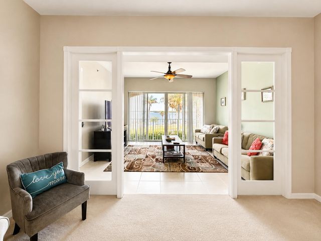 35 Harbour Isle Drive W 202, Fort Pierce, FL 34949