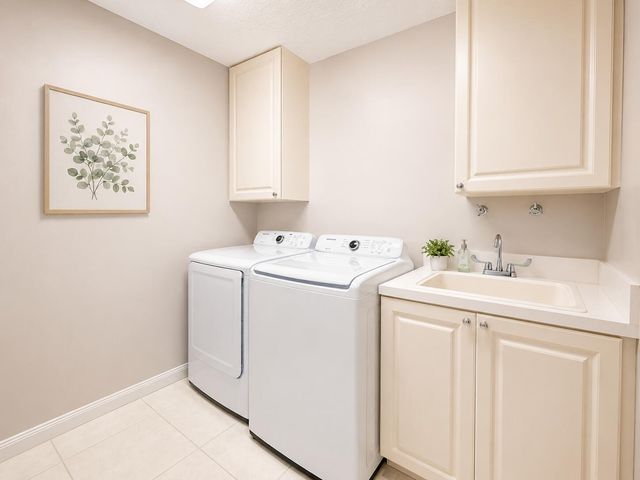 35 Harbour Isle Drive W 202, Fort Pierce, FL 34949