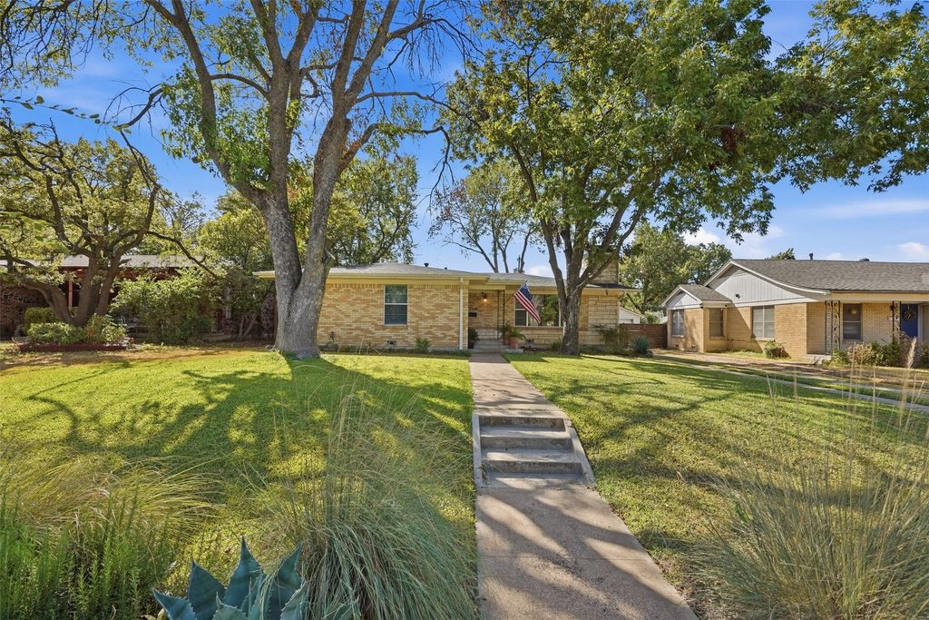 2908 Ryan Place Drive, Fort Worth, TX 76110 — photo 3