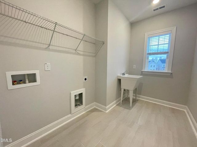 207 Edge Of Auburn Boulevard, Raleigh, NC 27610