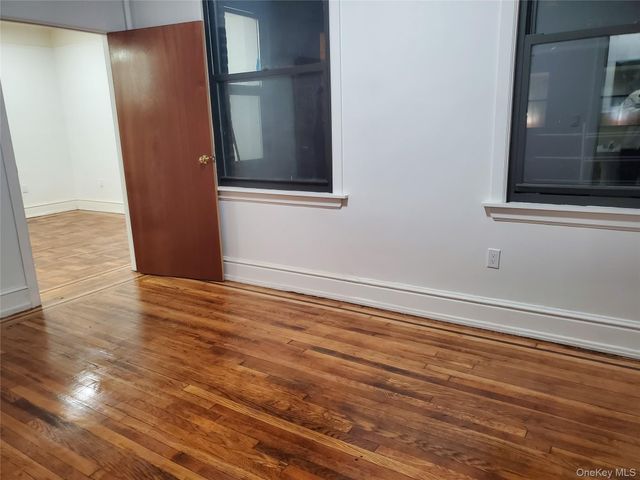 3750 86 street 34, Jackson Heights, NY 11372