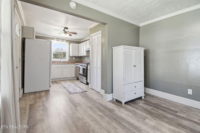 335 S Fowler St, Clinton, TN 37716