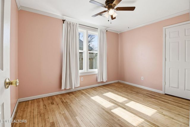 335 S Fowler St, Clinton, TN 37716
