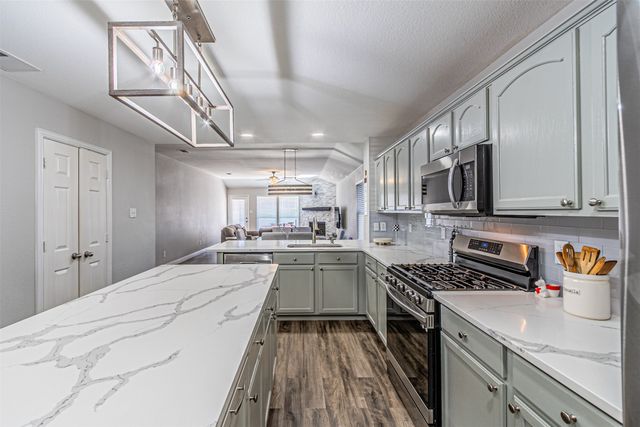 2261 Fieldcrest Drive, Rockwall, TX 75032