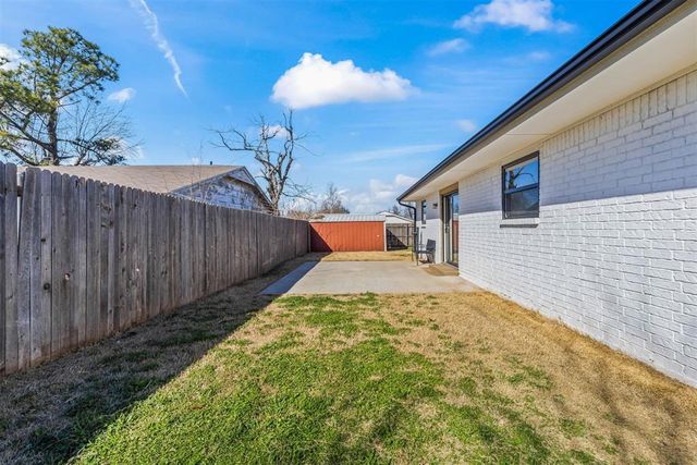 411 S Silver Drive, Mustang, OK 73064