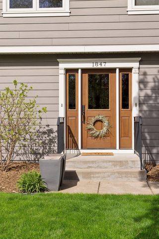 1847 Faro Lane, Mendota Heights, MN 55118