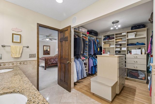 1847 Faro Lane, Mendota Heights, MN 55118