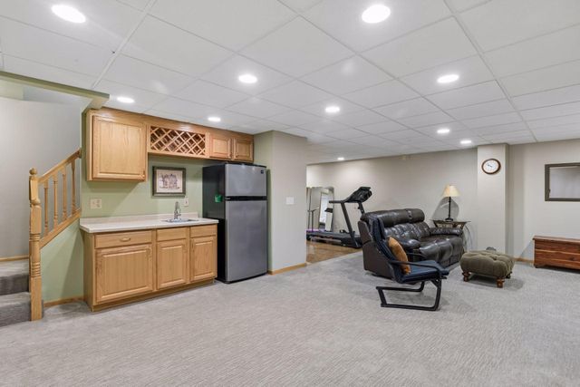 1847 Faro Lane, Mendota Heights, MN 55118