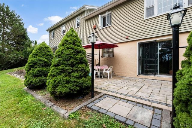 302 Erregger Road, Dewitt, NY 13224