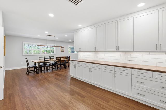 17638 61st Place N, The Acreage, FL 33470