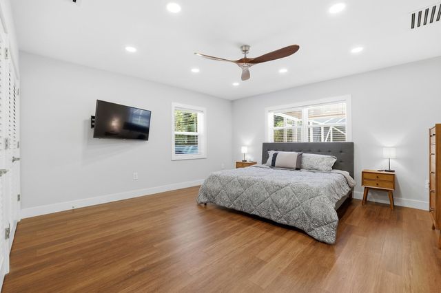 17638 61st Place N, The Acreage, FL 33470