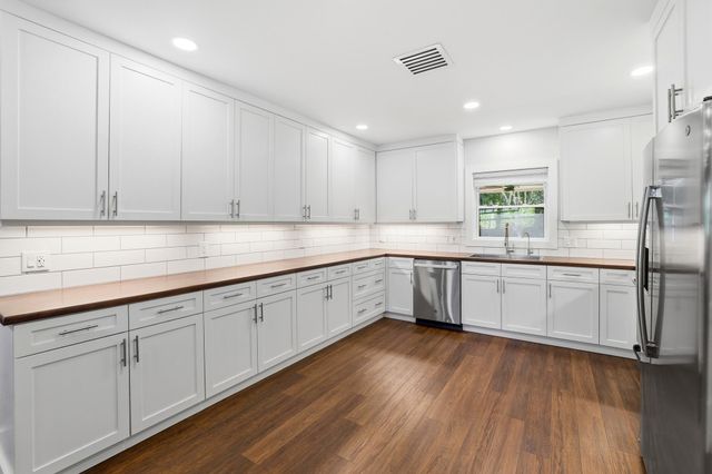 17638 61st Place N, The Acreage, FL 33470